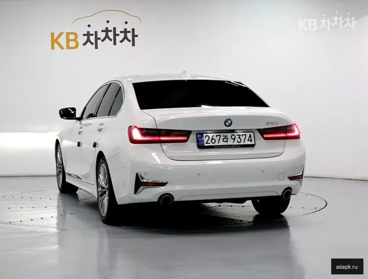 BMW 3-Series 4