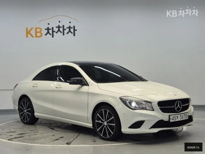 Mercedes-Benz CLA-Class 4