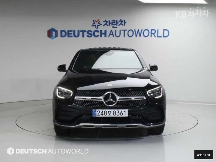 Mercedes-Benz GLC-Class 3