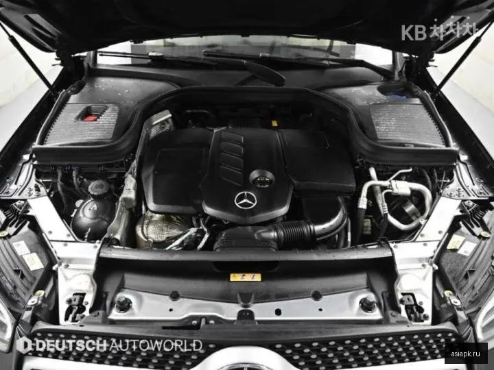Mercedes-Benz GLC-Class 6
