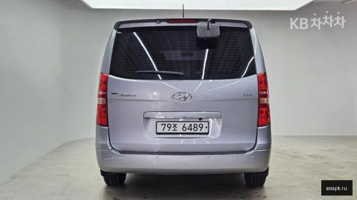 Hyundai Starex 4