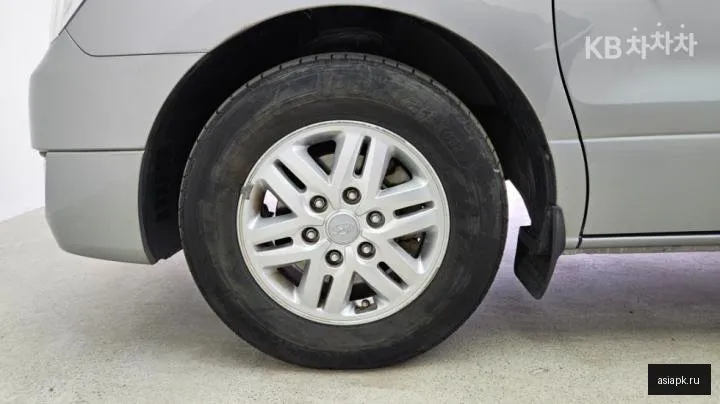 Hyundai Starex 5