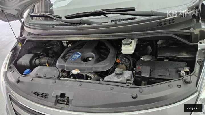 Hyundai Starex 6