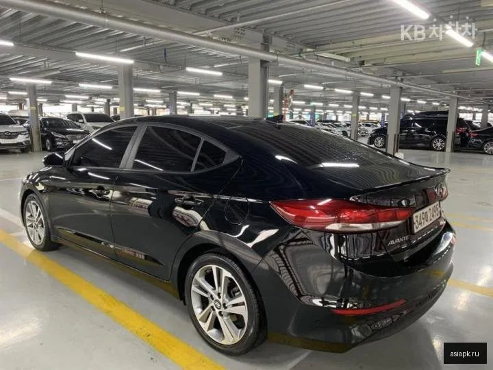 Hyundai Avante 3