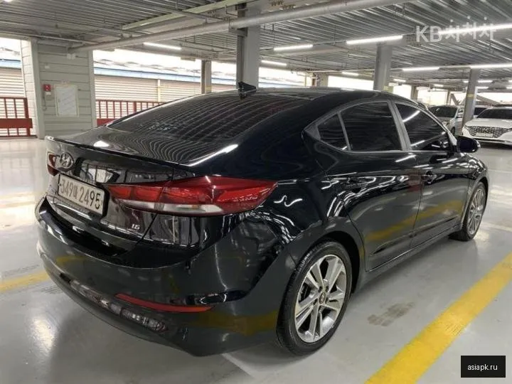 Hyundai Avante 5