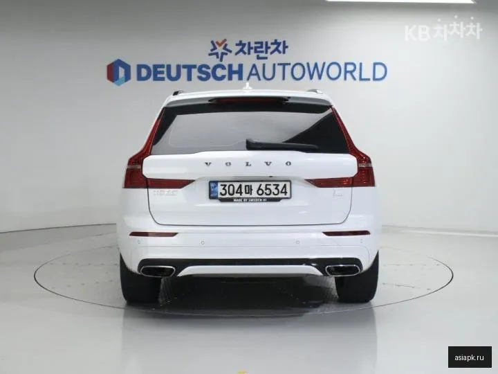Volvo XC60 4