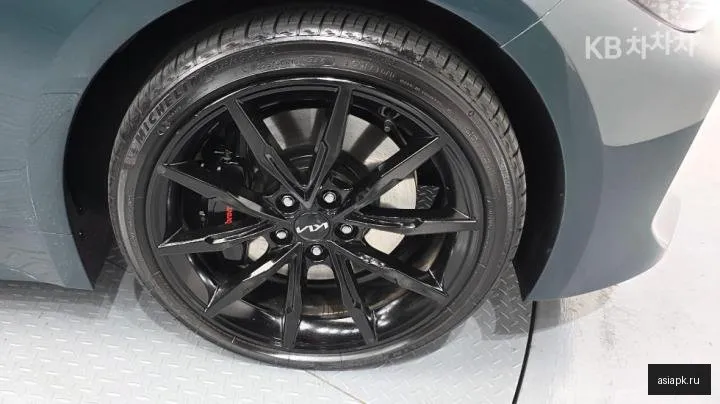 Kia Stinger 5