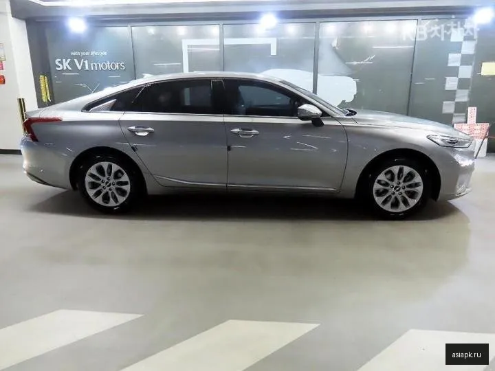 Kia K8 3