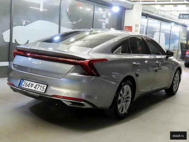 Kia K8 4