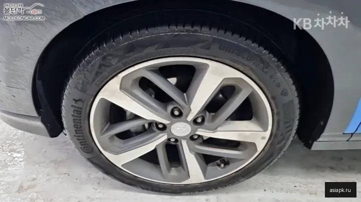 Hyundai Kona 6