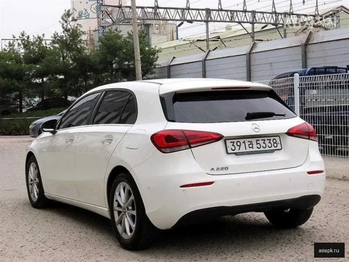 Mercedes-Benz A-Class 3