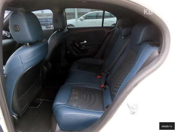 Mercedes-Benz A-Class 6