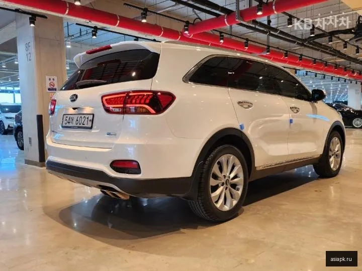 Kia Sorento 4