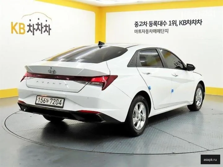 Hyundai Avante 4
