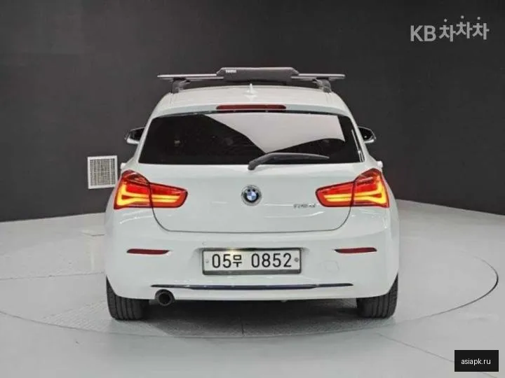BMW 1-Series 4