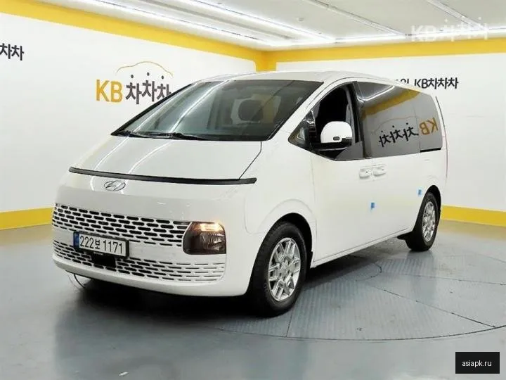 Hyundai Staria 2