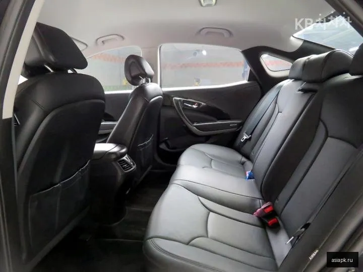 Hyundai Grandeur 6