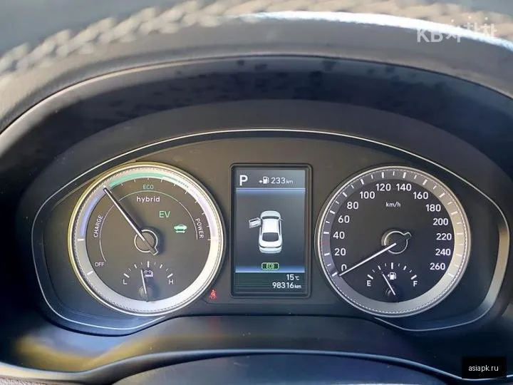 Hyundai Grandeur 6