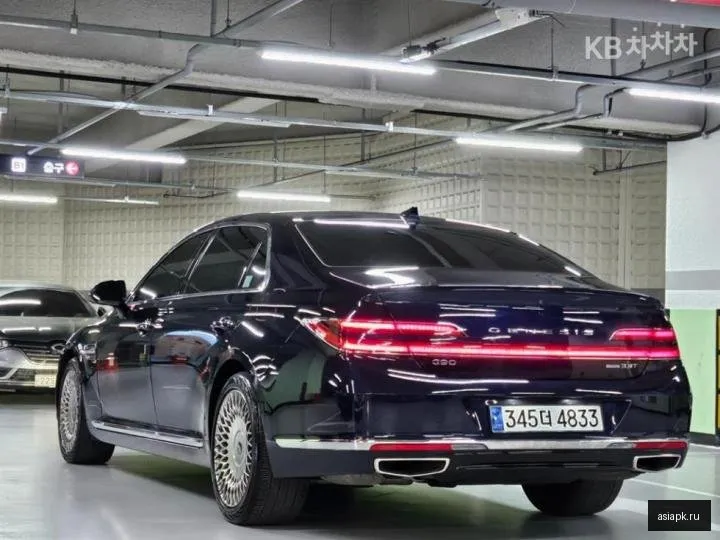 Genesis G90 3