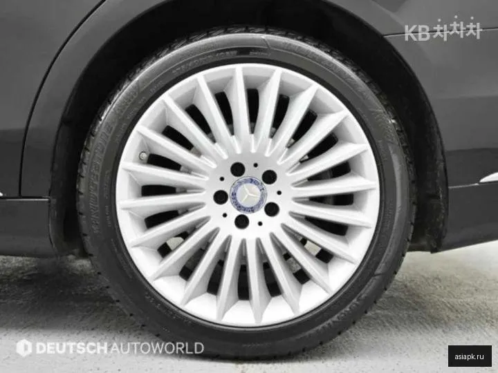 Mercedes-Benz S-Class 5