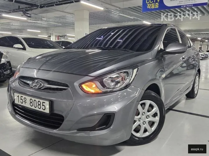 Hyundai Accent 5