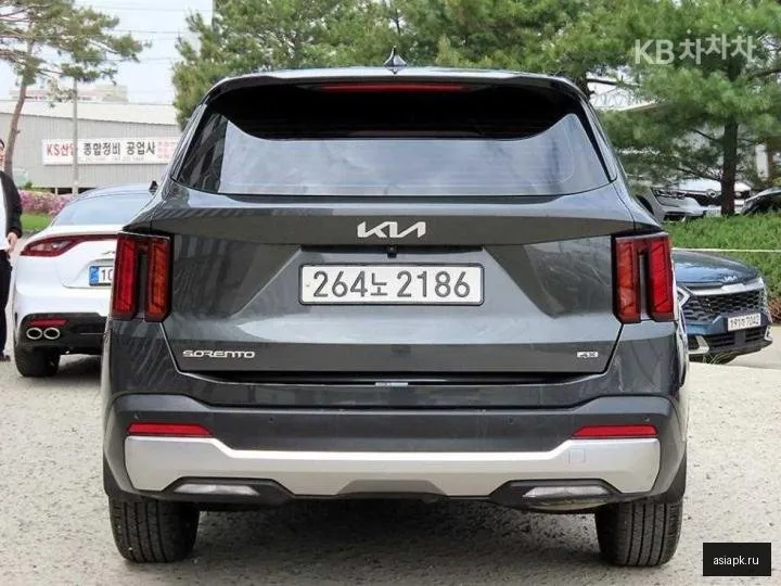 Kia Sorento 4