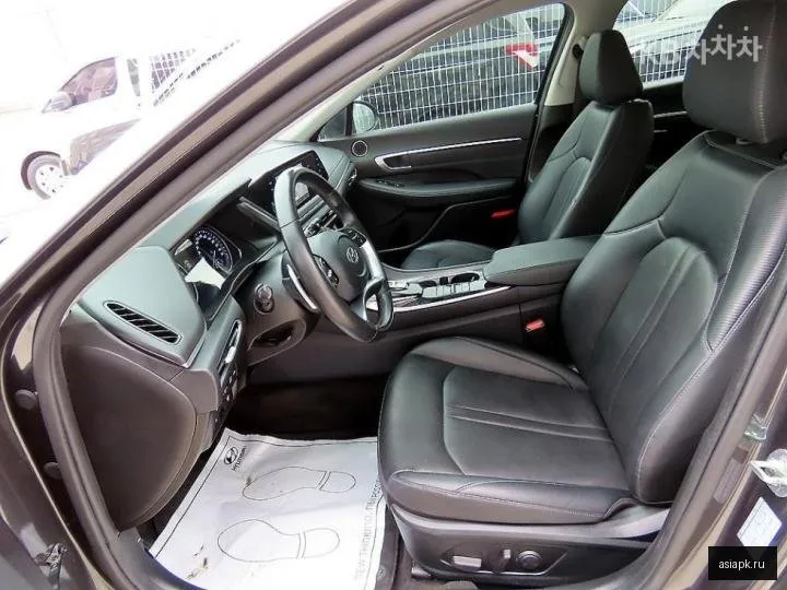Hyundai Sonata 5