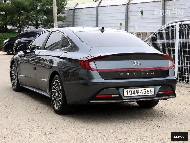 Hyundai Sonata 3