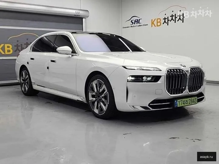 BMW 7-Series 3