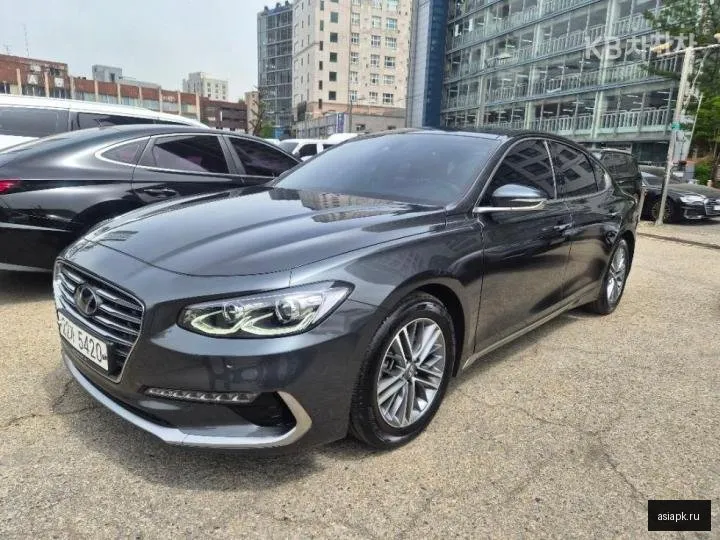 Hyundai Grandeur 2