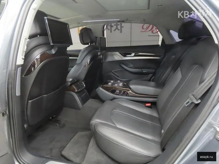 Audi A8 6