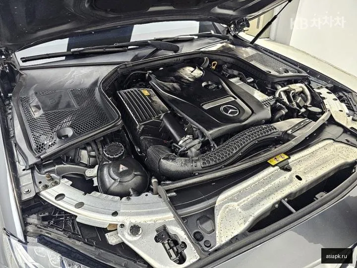 Mercedes-Benz C-Class 6
