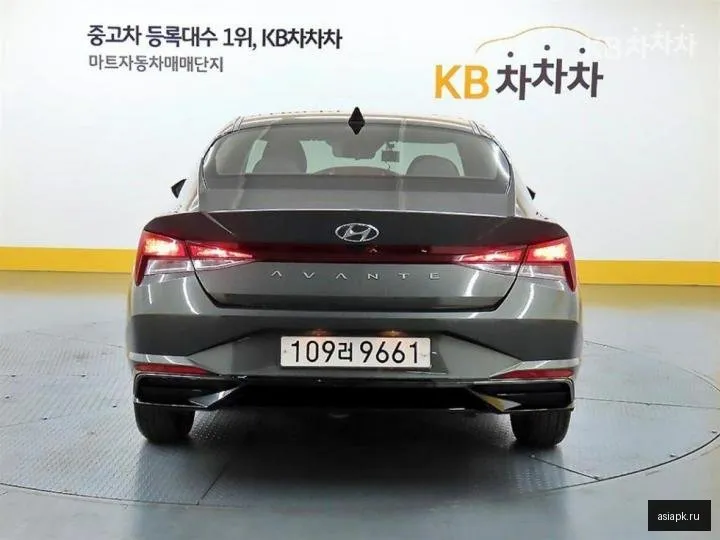 Hyundai Avante 3