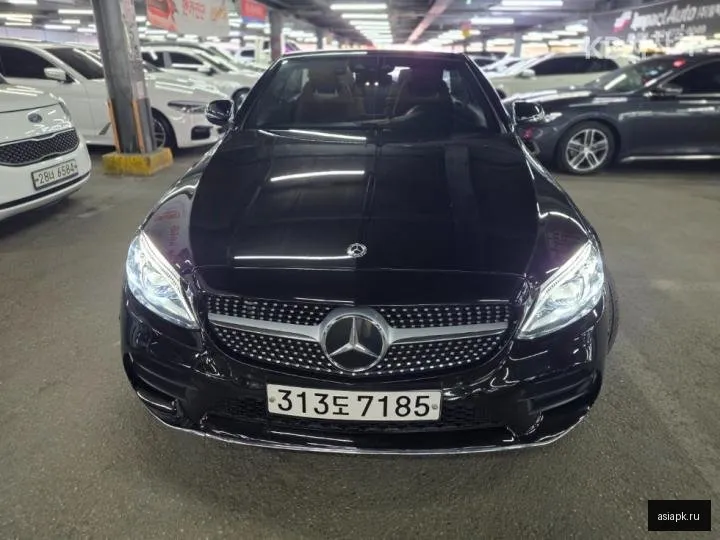 Mercedes-Benz C-Class 2