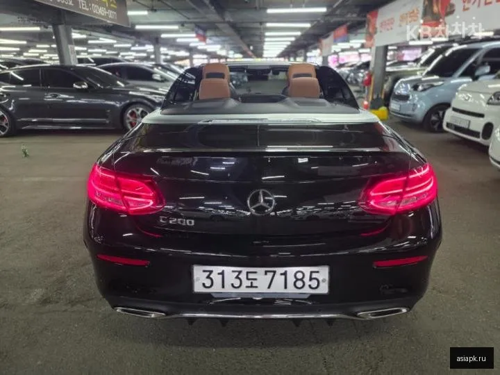 Mercedes-Benz C-Class 5