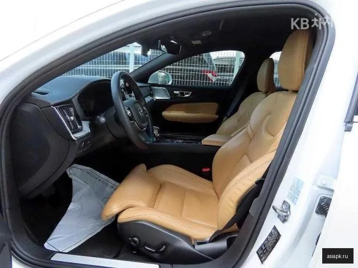 Volvo S60 5