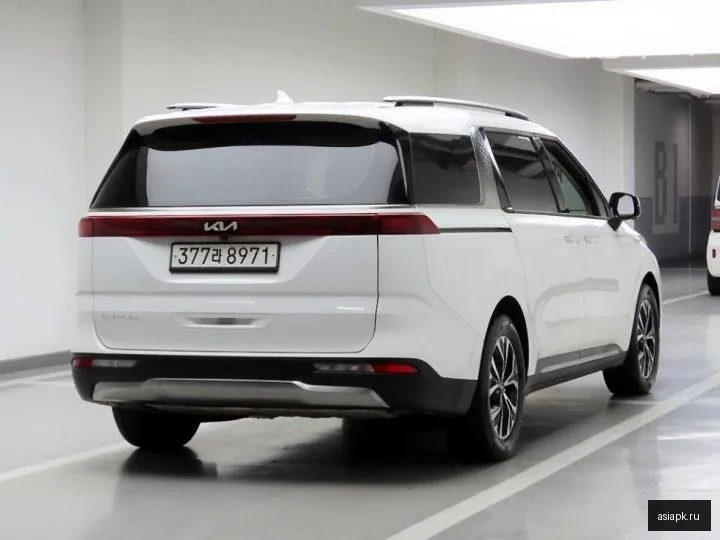 Kia Carnival 4