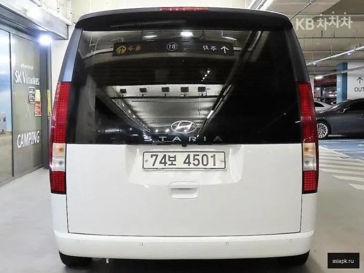 Hyundai Staria 5