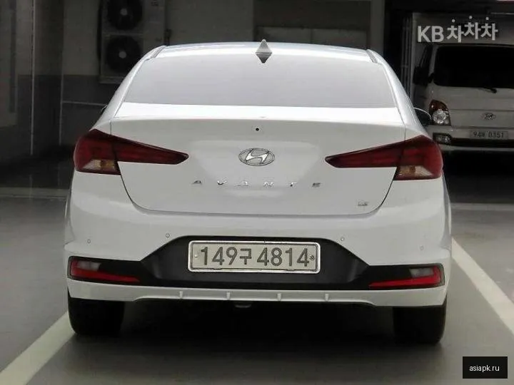 Hyundai Avante 3