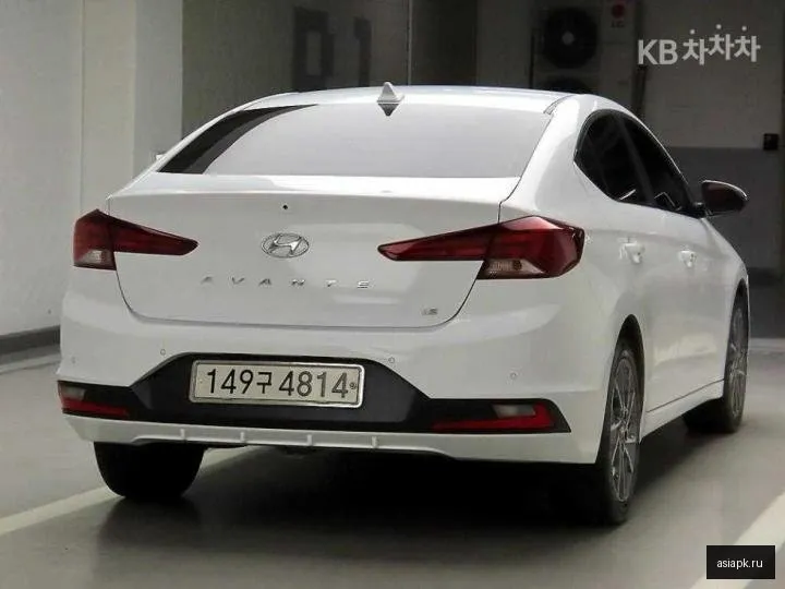 Hyundai Avante 4