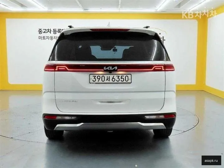 Kia Carnival 3