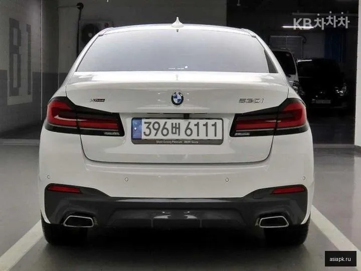 BMW 5-Series 3