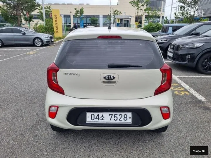 Kia Morning 3