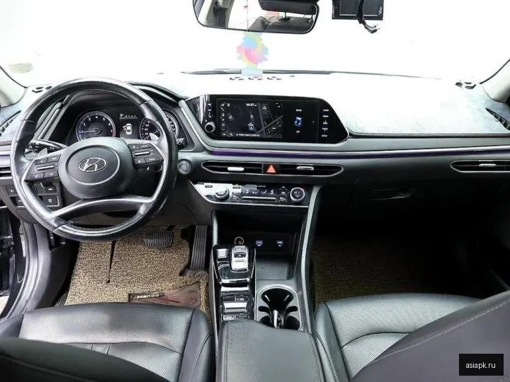 Hyundai Sonata 5