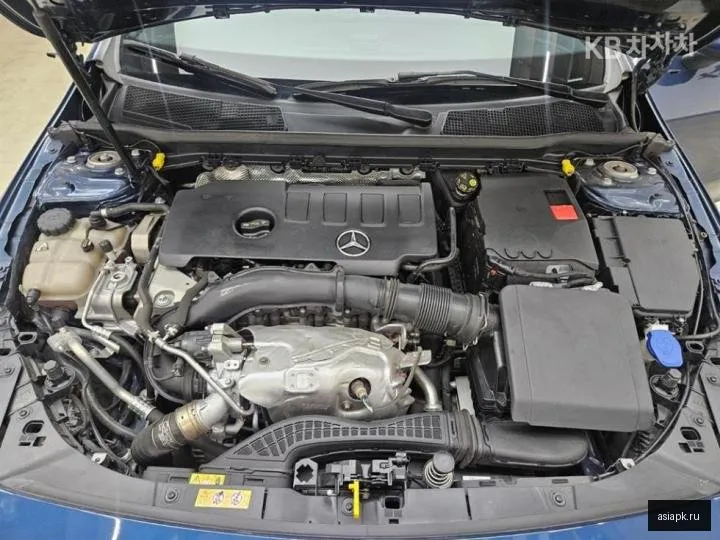 Mercedes-Benz CLA-Class 6