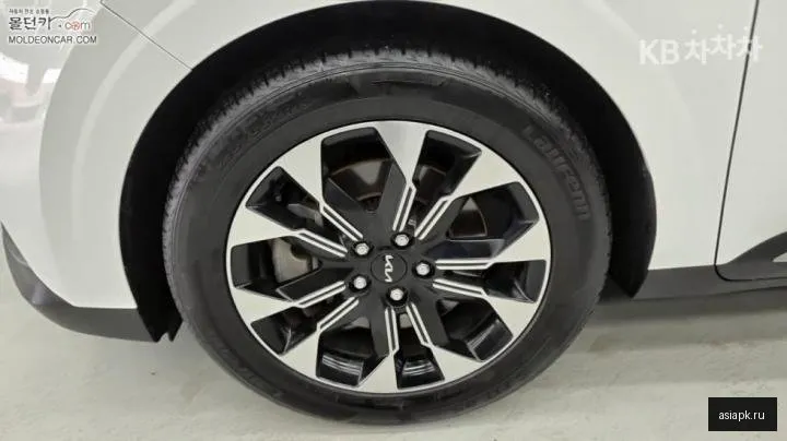 Kia Carnival 6