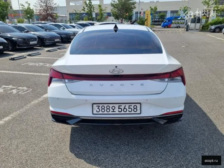 Hyundai Avante 3