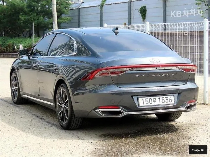 Hyundai Grandeur 3