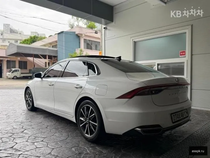 Hyundai Grandeur 2