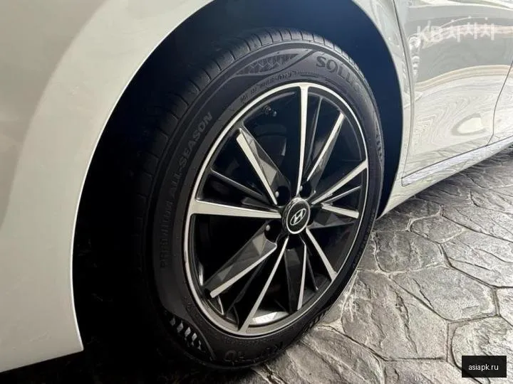 Hyundai Grandeur 5